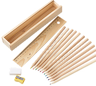 木箱入色鉛筆12本（消しゴム・鉛筆削り付）名入れ代込み