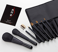 熊野化粧筆セット 筆の心 ブラシ専用ケース付き K258
