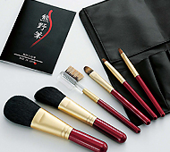熊野化粧筆セット 筆の心 ブラシ専用ケース付き R156